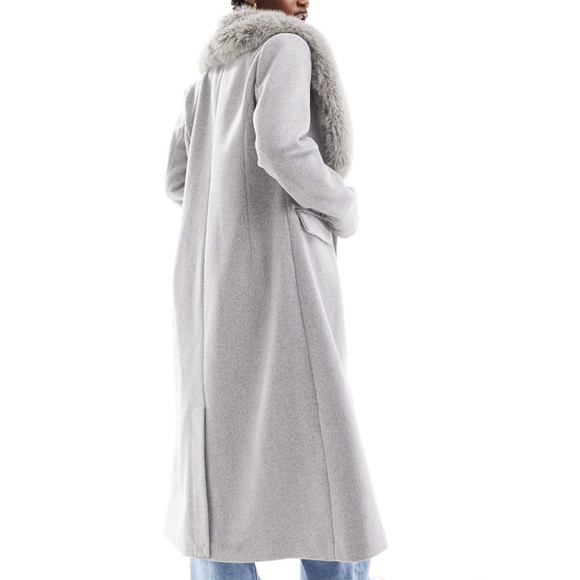 ASOS long fur coat and belt - Picture 4 of 4